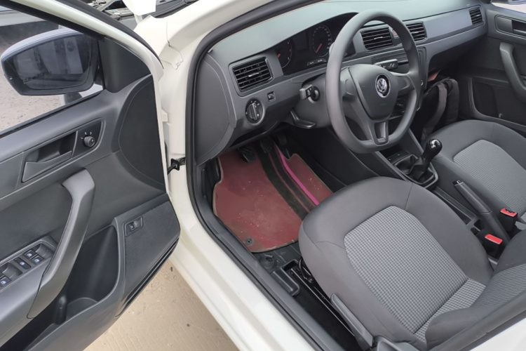 Volkswagen Santana 2021 car image #16