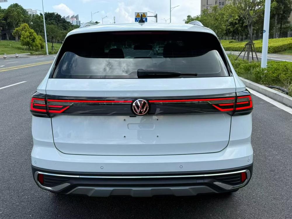 Volkswagen Tharu 2024 car image #5