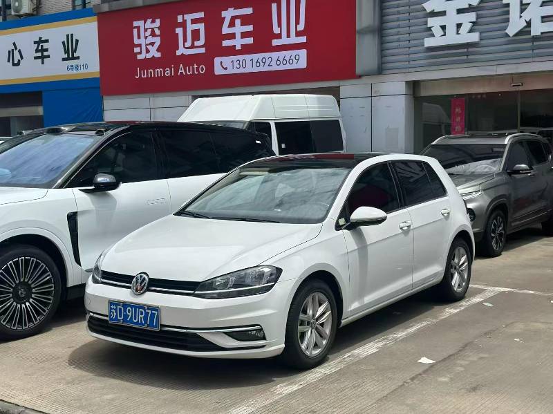 Volkswagen Golf 2018 Volkswagen Golf 2018 car image