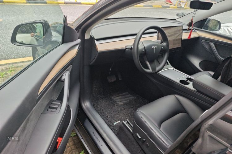 Tesla Model Y 2022 #18 Tesla Model Y 2022 car image #18