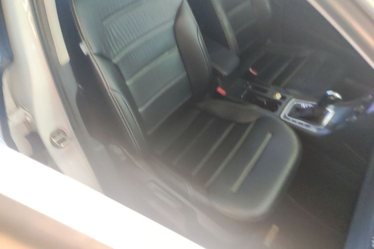 Volkswagen Golf 2016 car image #24