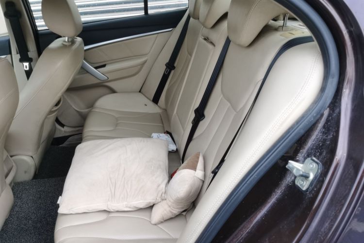 GEELY Emgrand 2017 #10 GEELY Emgrand 2017 car image #10