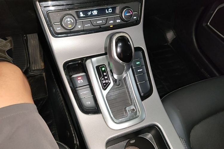 GEELY Emgrand GL 2018 #24 GEELY Emgrand GL 2018 car image #24