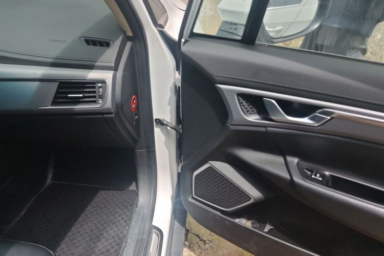 GEELY Emgrand GS 2018 #27 GEELY Emgrand GS 2018 car image #27