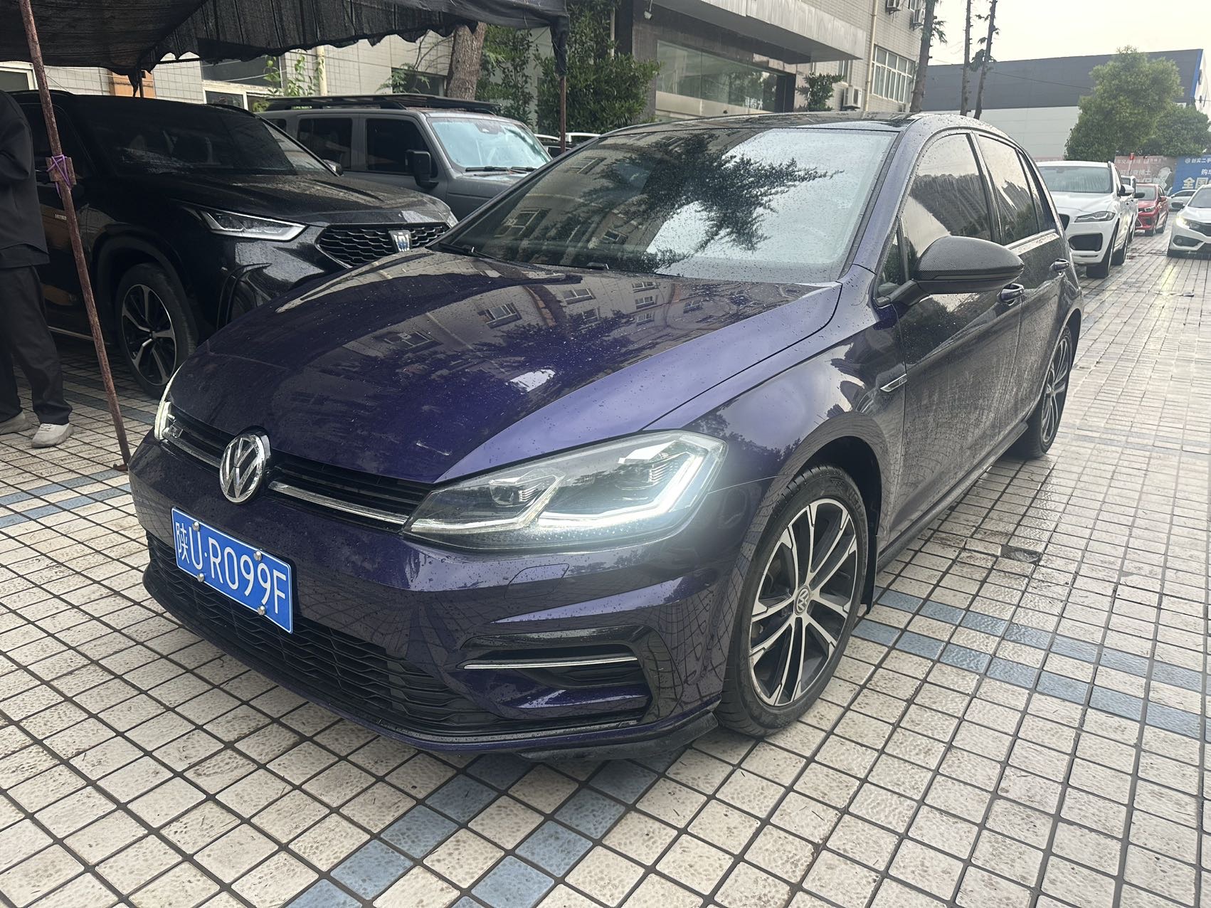 2019 2019 car image