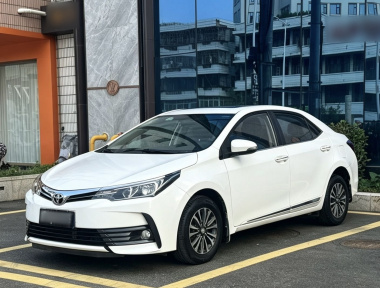 Toyota Corolla 2018 Toyota Corolla 2018 immagine di auto