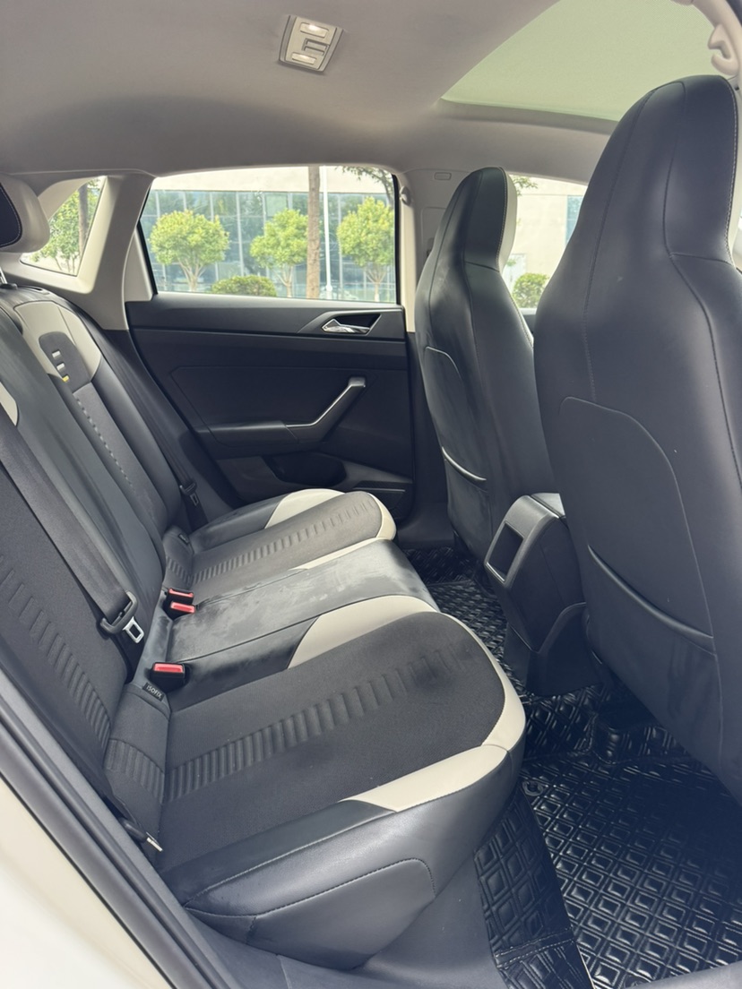 Volkswagen Polo 2021 car image #7