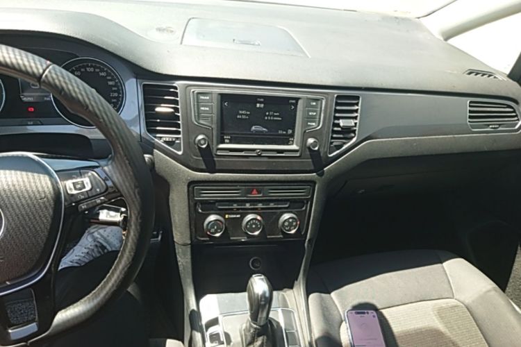 Volkswagen Golf 2017 #10 Volkswagen Golf 2017 car image #10