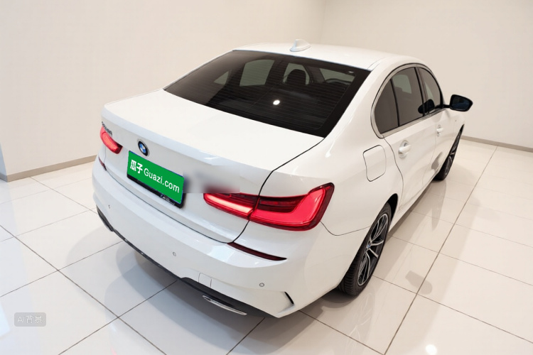 BMW 3 Series 2021 #7 BMW 3 Series 2021 car image #7