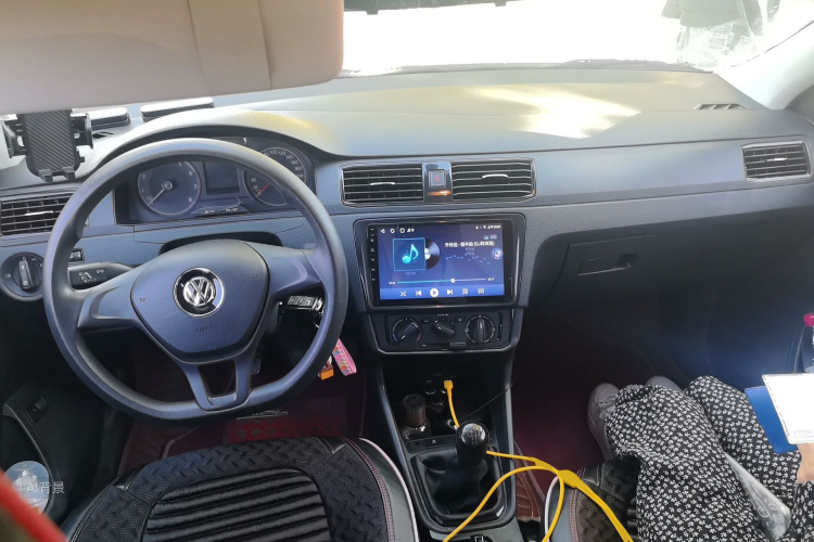 Volkswagen Santana 2022 صورة سيارة #11