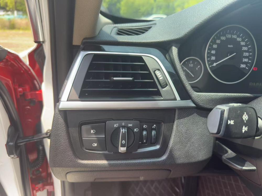 BMW 3 Series 2019 #20 BMW 3 Series 2019 car image #20