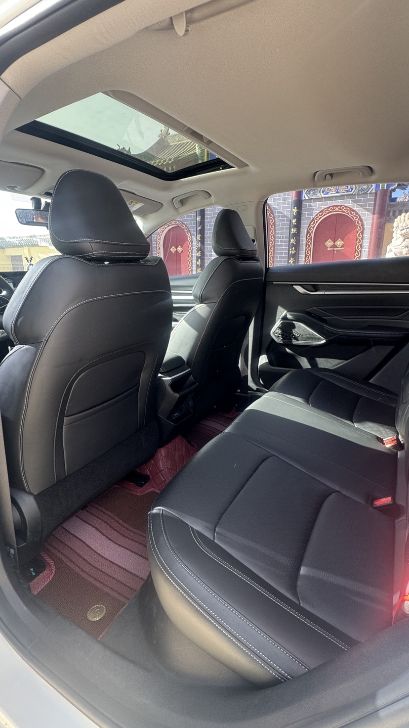 GEELY Emgrand 2022 #5 GEELY Emgrand 2022 car image #5
