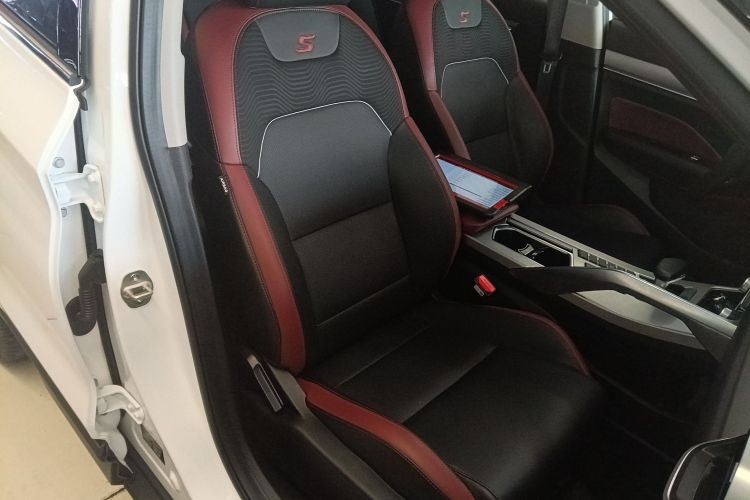 GEELY Coolray 2022 #24 GEELY Coolray 2022 car image #24