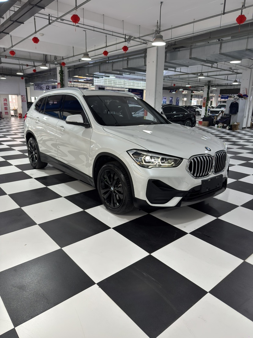 BMW X1 2022 #3 BMW X1 2022 car image #3