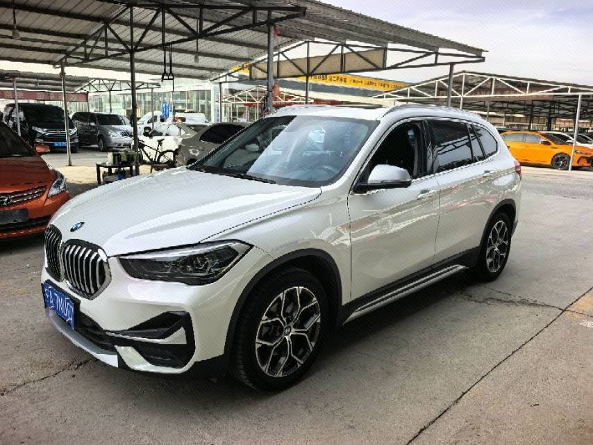BMW X1 2021 BMW X1 2021 car image