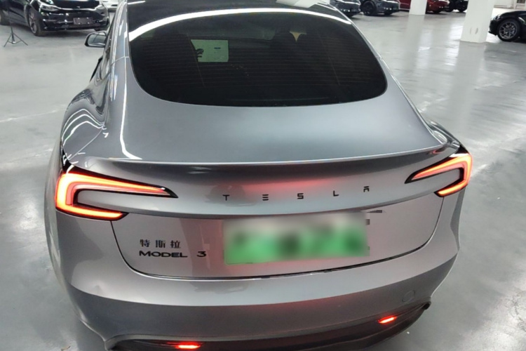 Tesla Model 3 2025 #6 Tesla Model 3 2025 car image #6