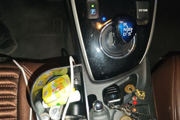 Toyota Corolla 2019 #14 Toyota Corolla 2019 car image #14