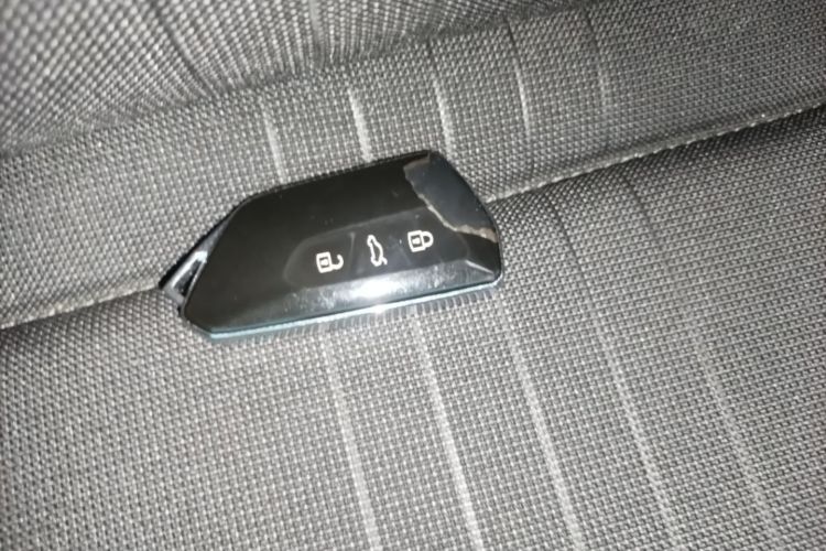 Volkswagen Golf 2024 #14 Volkswagen Golf 2024 car image #14