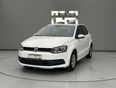 Volkswagen Polo 2015 Volkswagen Polo 2015 car image