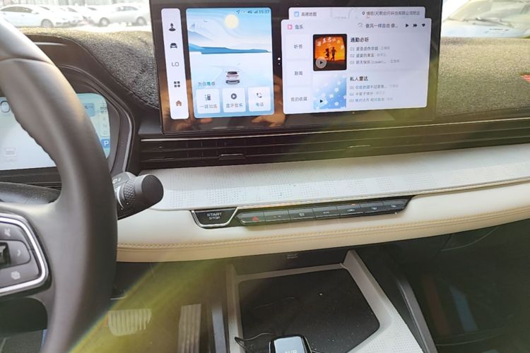 GEELY Emgrand L HiP 2022 immagine di auto #15