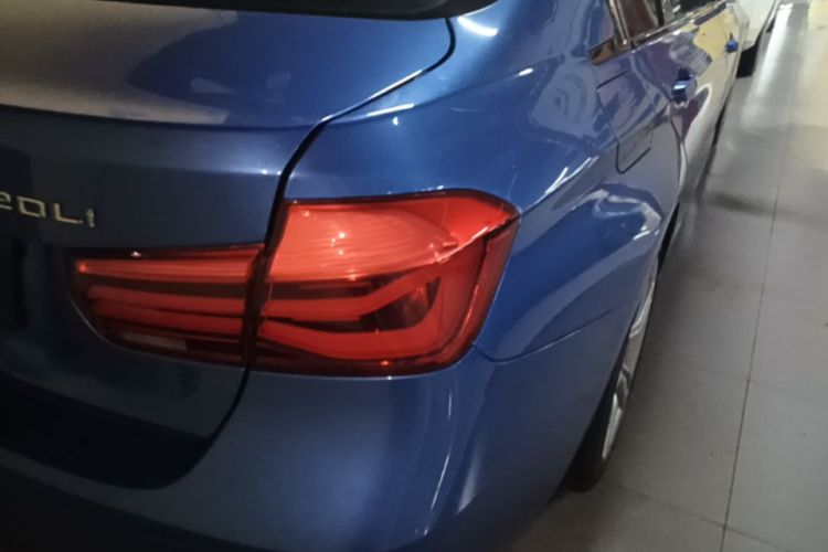 BMW 3 Series 2017 #8 BMW 3 Series 2017 car image #8