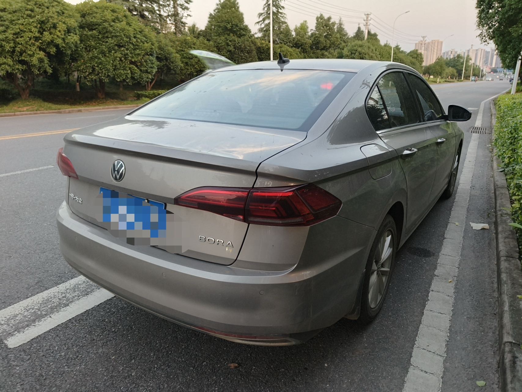 Volkswagen Bora 2021 car image #3