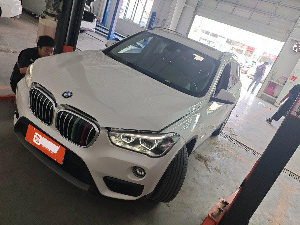 BMW X1 2017 BMW X1 2017 car image