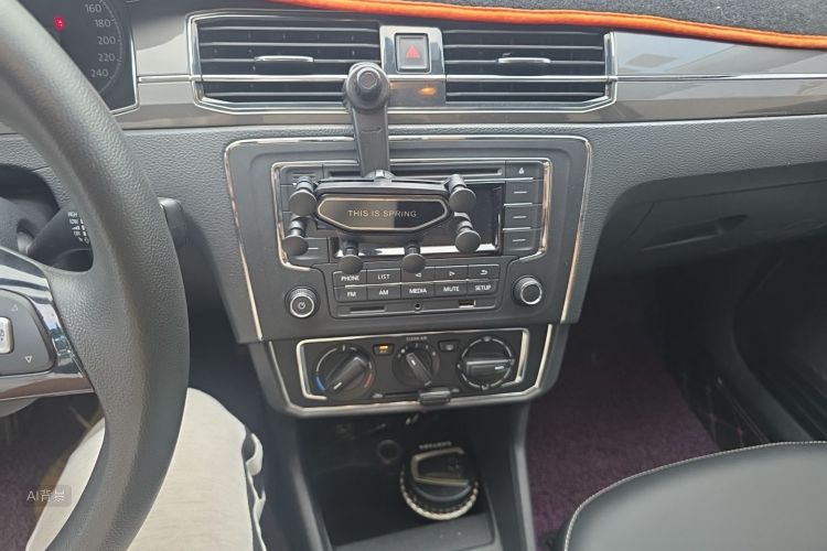Volkswagen Santana 2018 #15 Volkswagen Santana 2018 car image #15