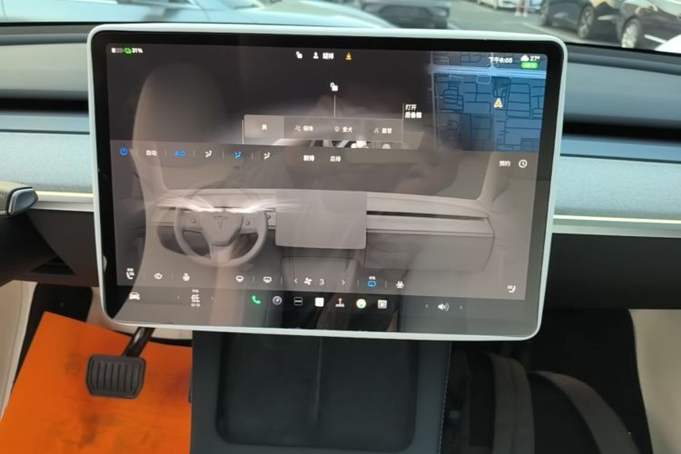 Tesla Model Y 2024 #13 Tesla Model Y 2024 car image #13