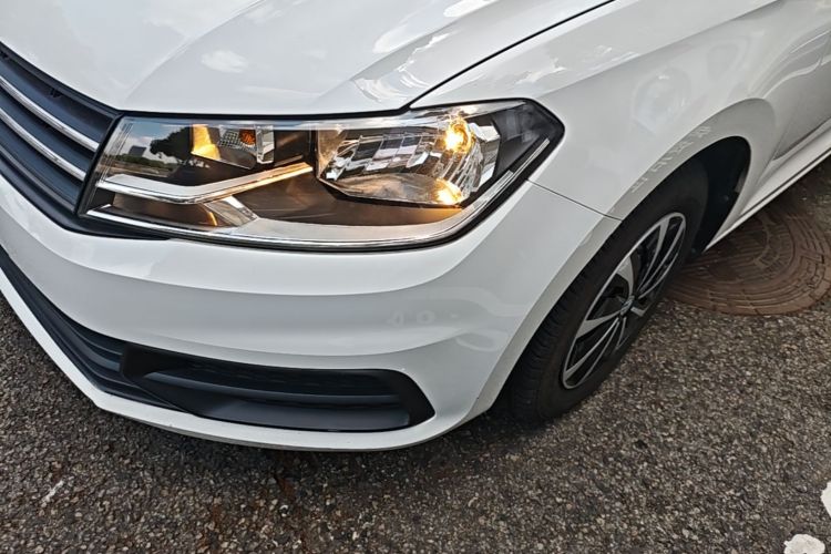 Volkswagen Santana 2020 car image #25