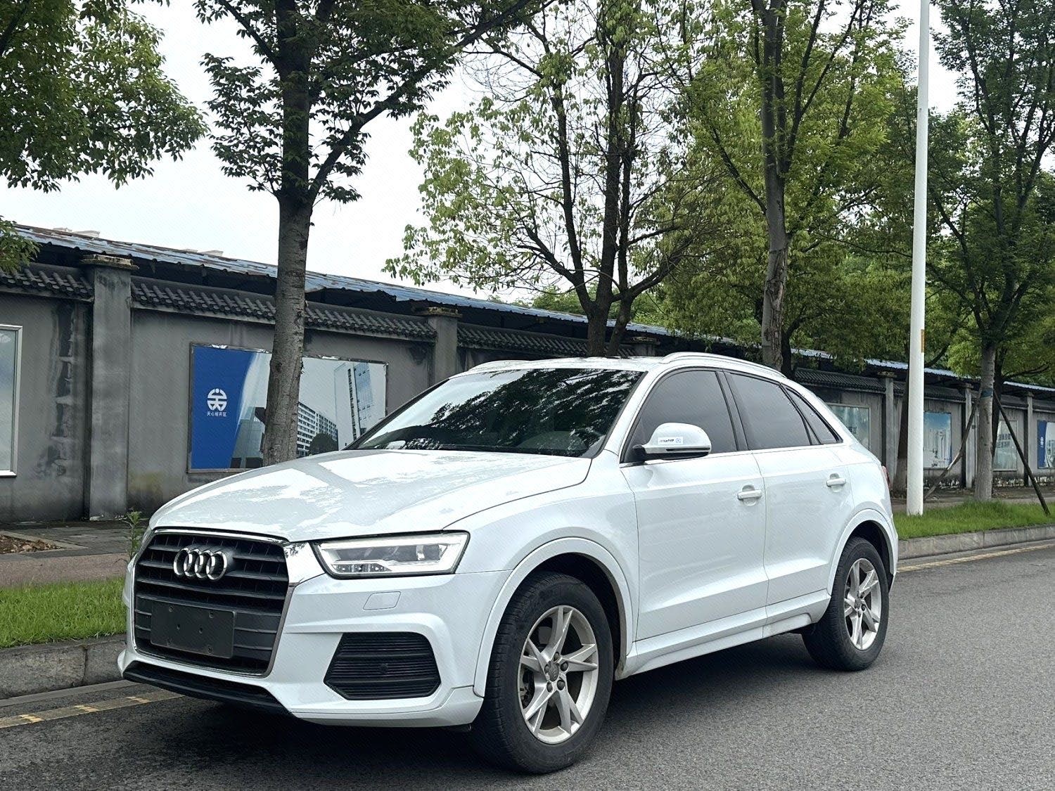 2019 2019 immagine di auto