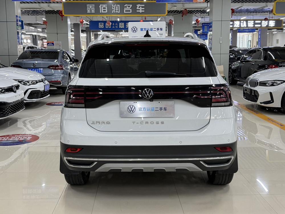 Volkswagen T-Cross 2023 #5 Volkswagen T-Cross 2023 car image #5