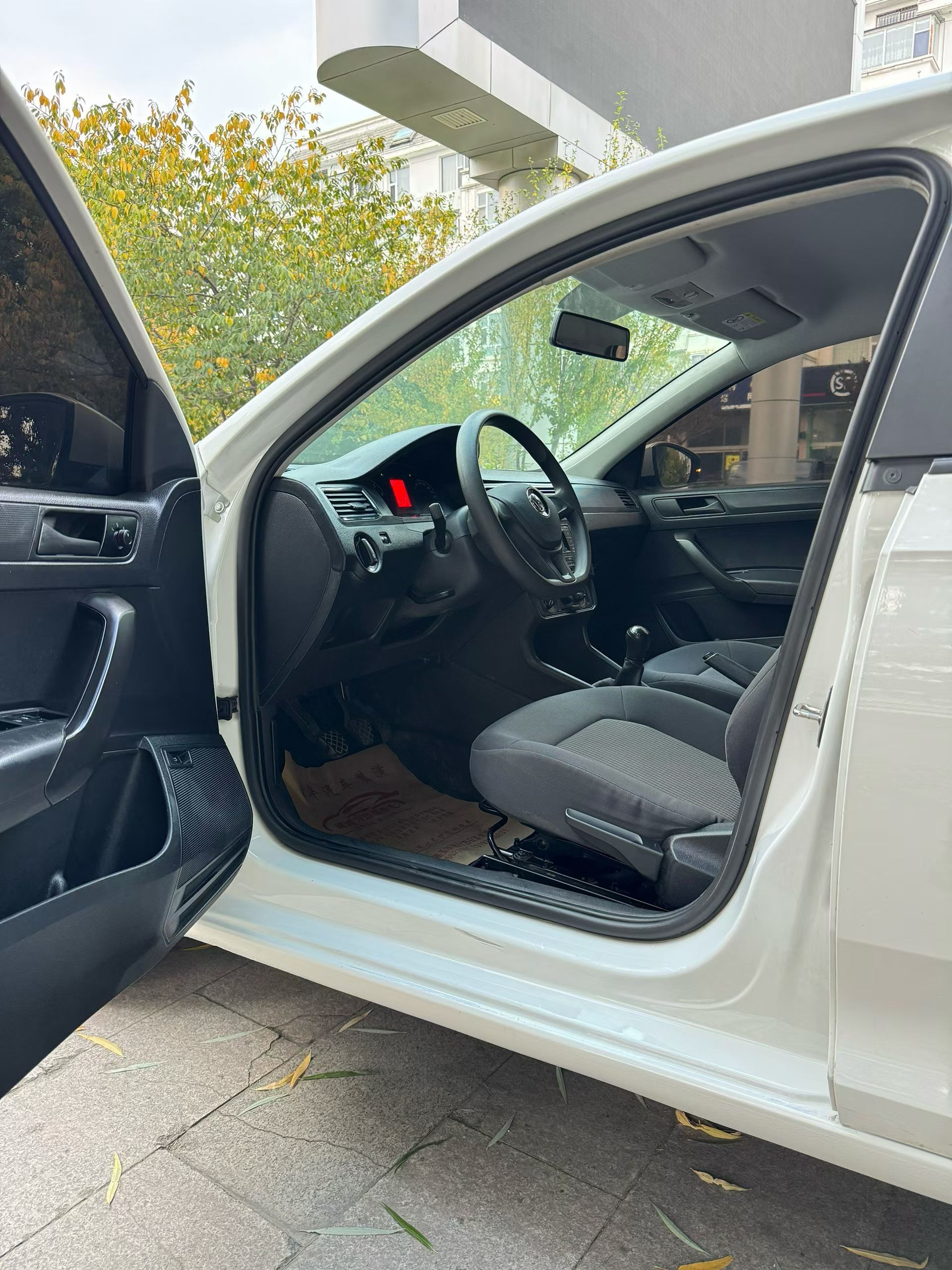 Volkswagen Santana 2019 image de voiture #3