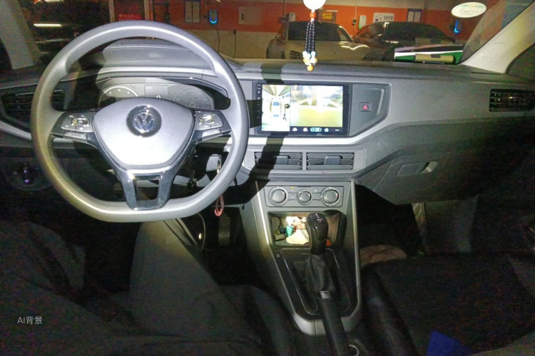 Volkswagen Polo 2020 car image #11