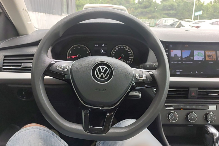 Volkswagen Lavida 2021 #11 Volkswagen Lavida 2021 car image #11