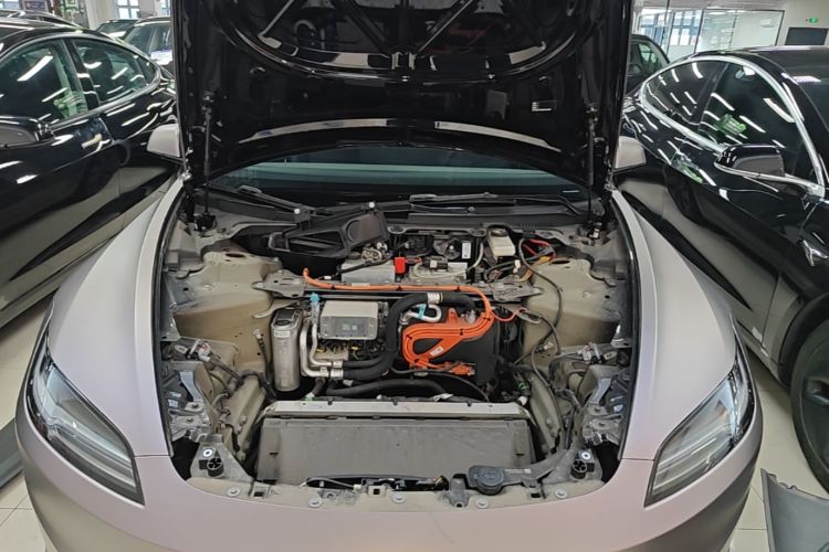 Tesla Model 3 2024 car image #20