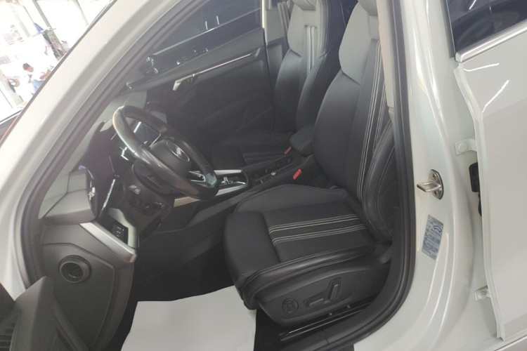 Audi A3 2024 immagine di auto #15