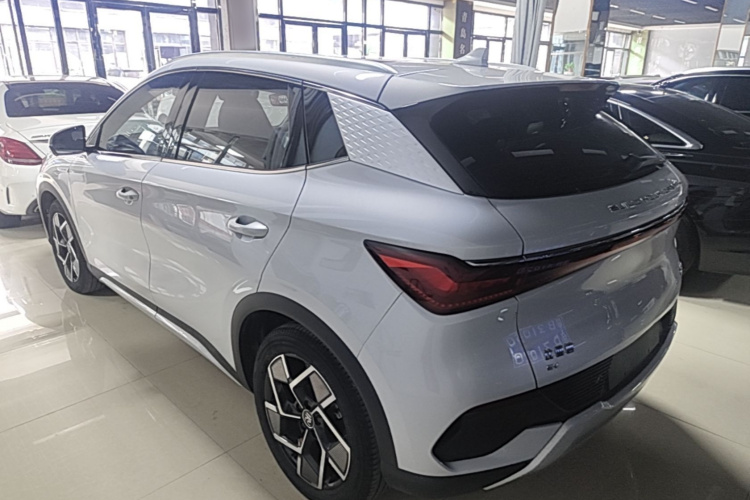 BYD Yuan Plus 2022 immagine di auto #7
