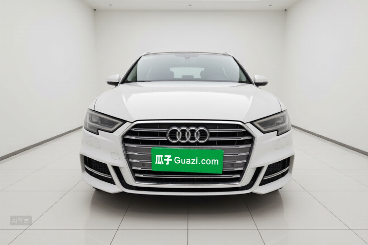 Audi A3 2019 immagine di auto #3