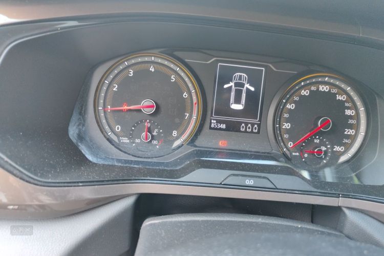 Volkswagen Tharu 2021 car image #14