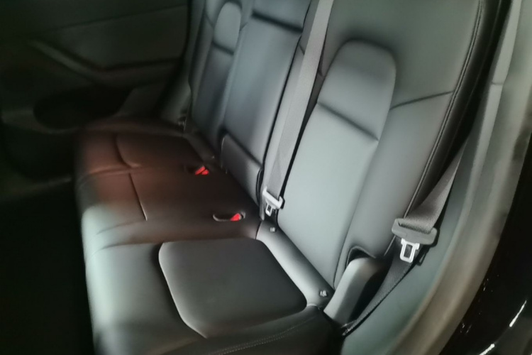 Tesla Model Y 2022 car image #17