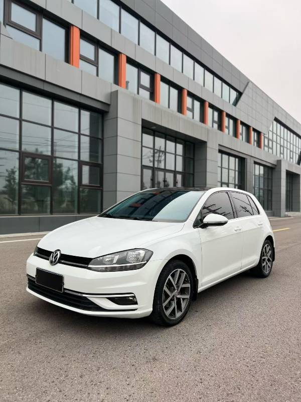 Volkswagen Golf 2018 Volkswagen Golf 2018 car image