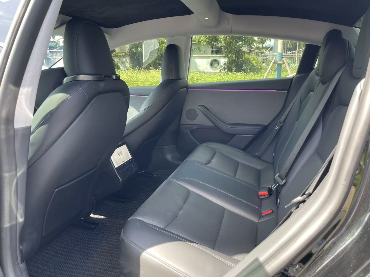Tesla Model 3 2025 صورة سيارة #5
