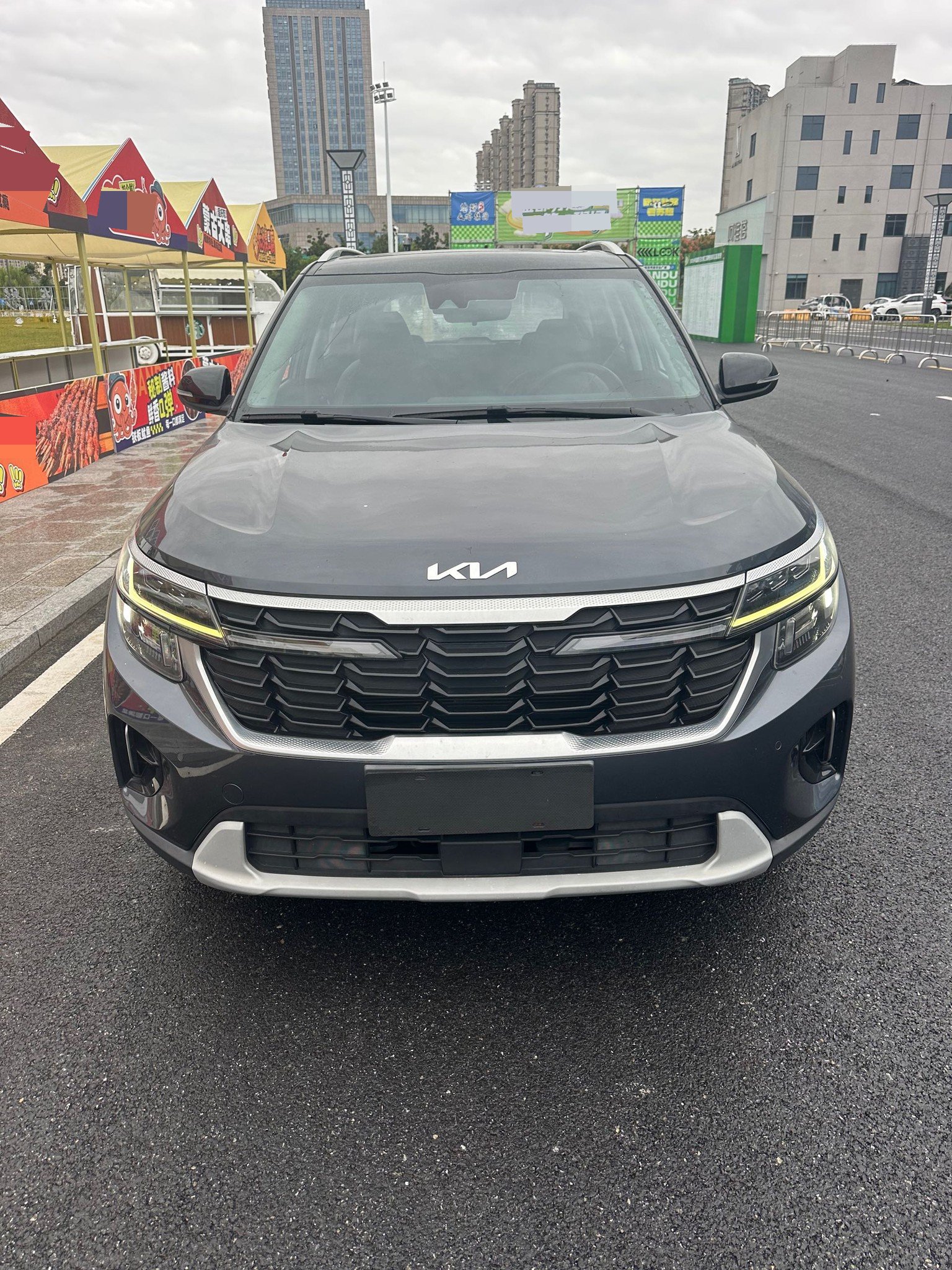 Kia Seltos 2023 immagine di auto #2