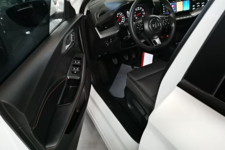 MG 5 2025 #12 MG 5 2025 car image #12