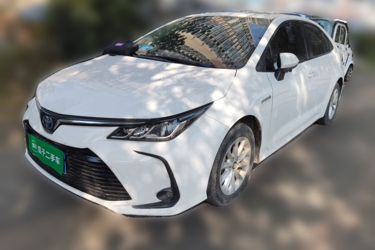 Toyota Corolla 2022 immagine di auto #2