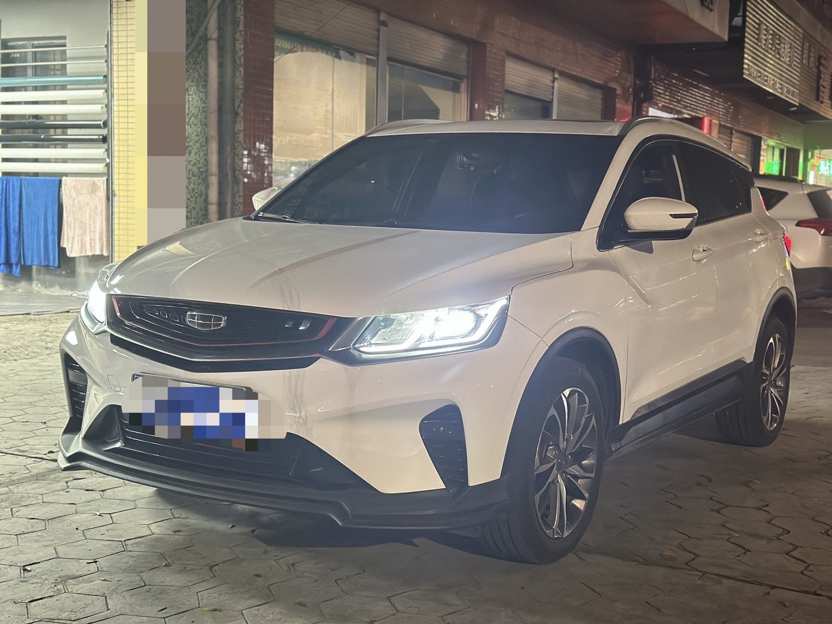 GEELY Coolray 2018 GEELY Coolray 2018 car image