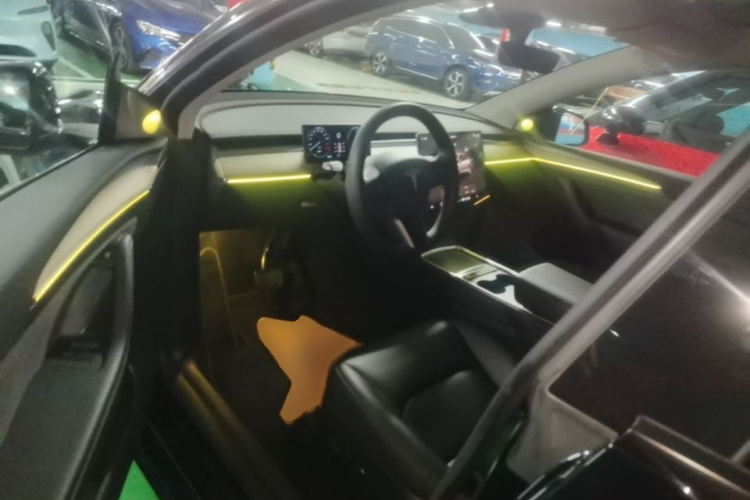 Tesla Model Y 2023 #16 Tesla Model Y 2023 immagine di auto #16