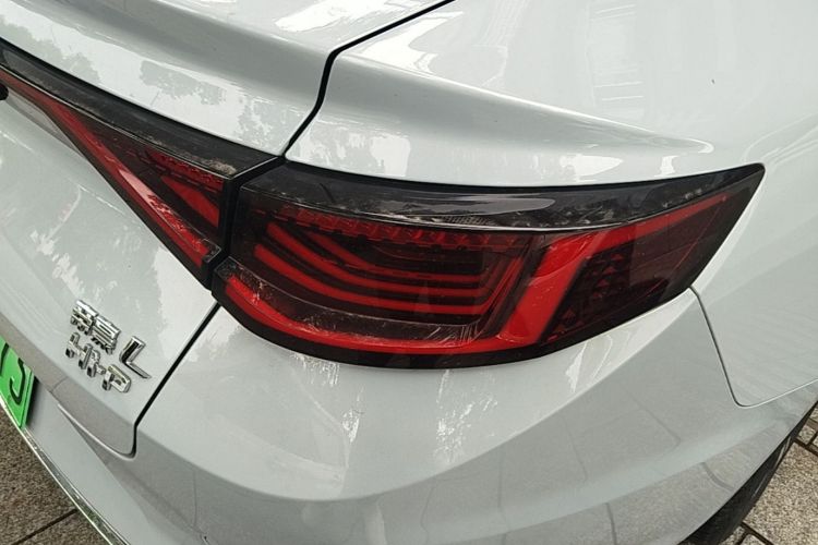 GEELY Emgrand L HiP 2023 car image #8