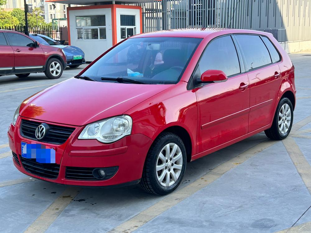 Volkswagen Polo 2010 Volkswagen Polo 2010 car image